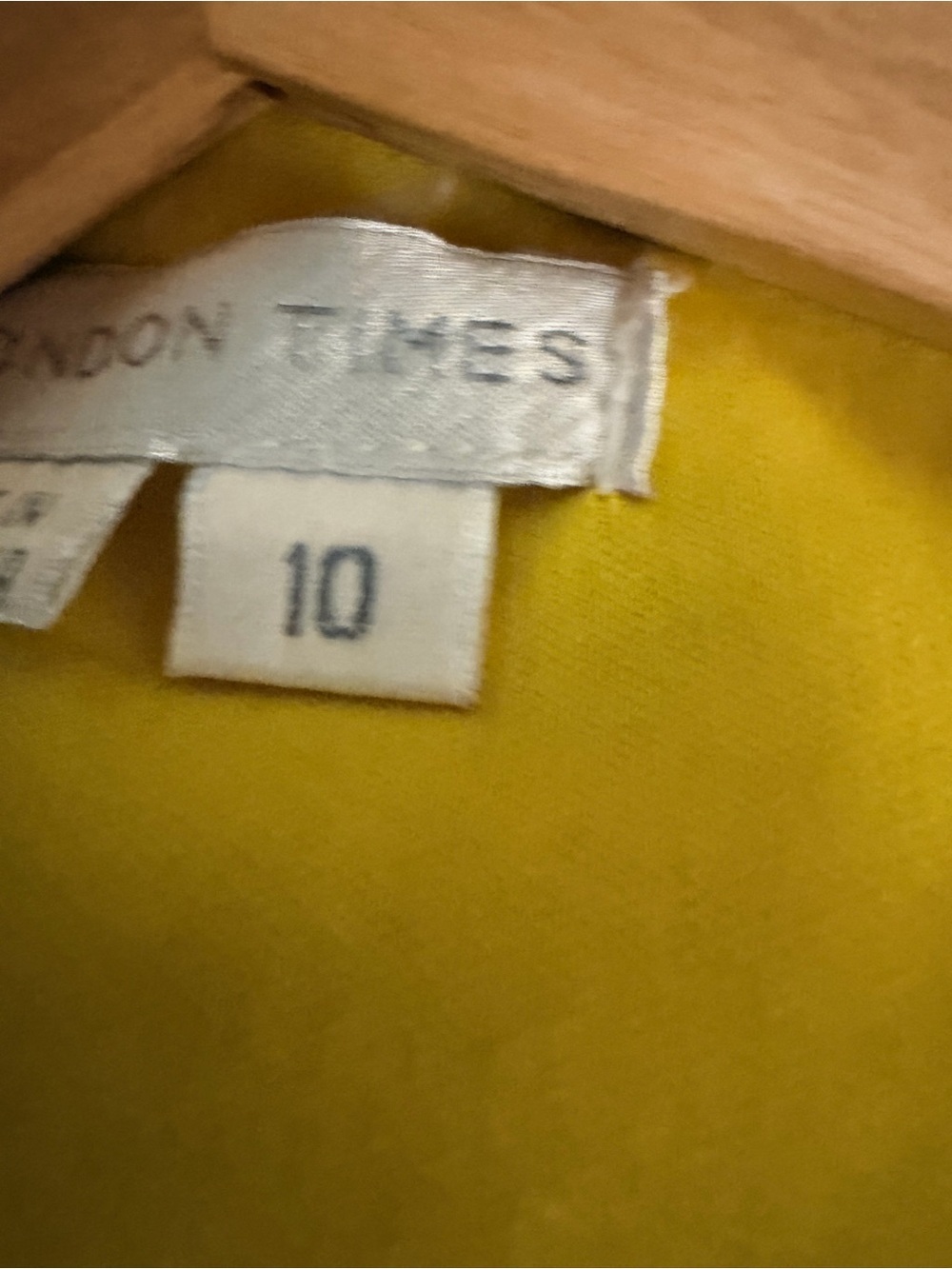 London Times Black & White Scroll-Print Midi Dress with Yellow Accents - Picture 6 of 7